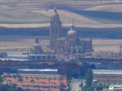 Chorranca y Silla del Rey, Cerro del Moño de la Tía Andrea;pueblos con encanto torrelaguna botas de 